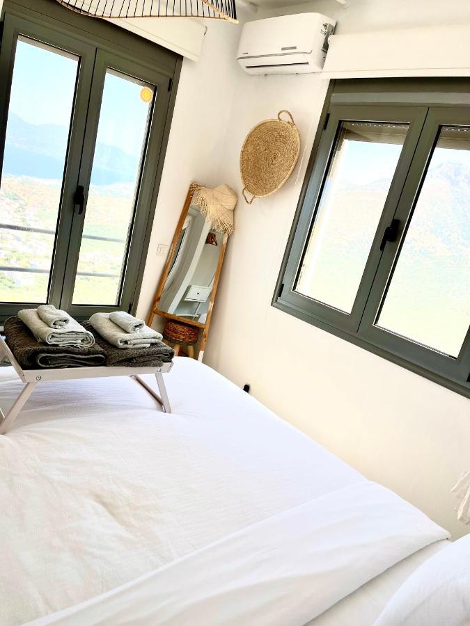 Villa Estee, Luxury Villa With Private Infinity Pool And Jacuzzi Elounda  Exterior photo